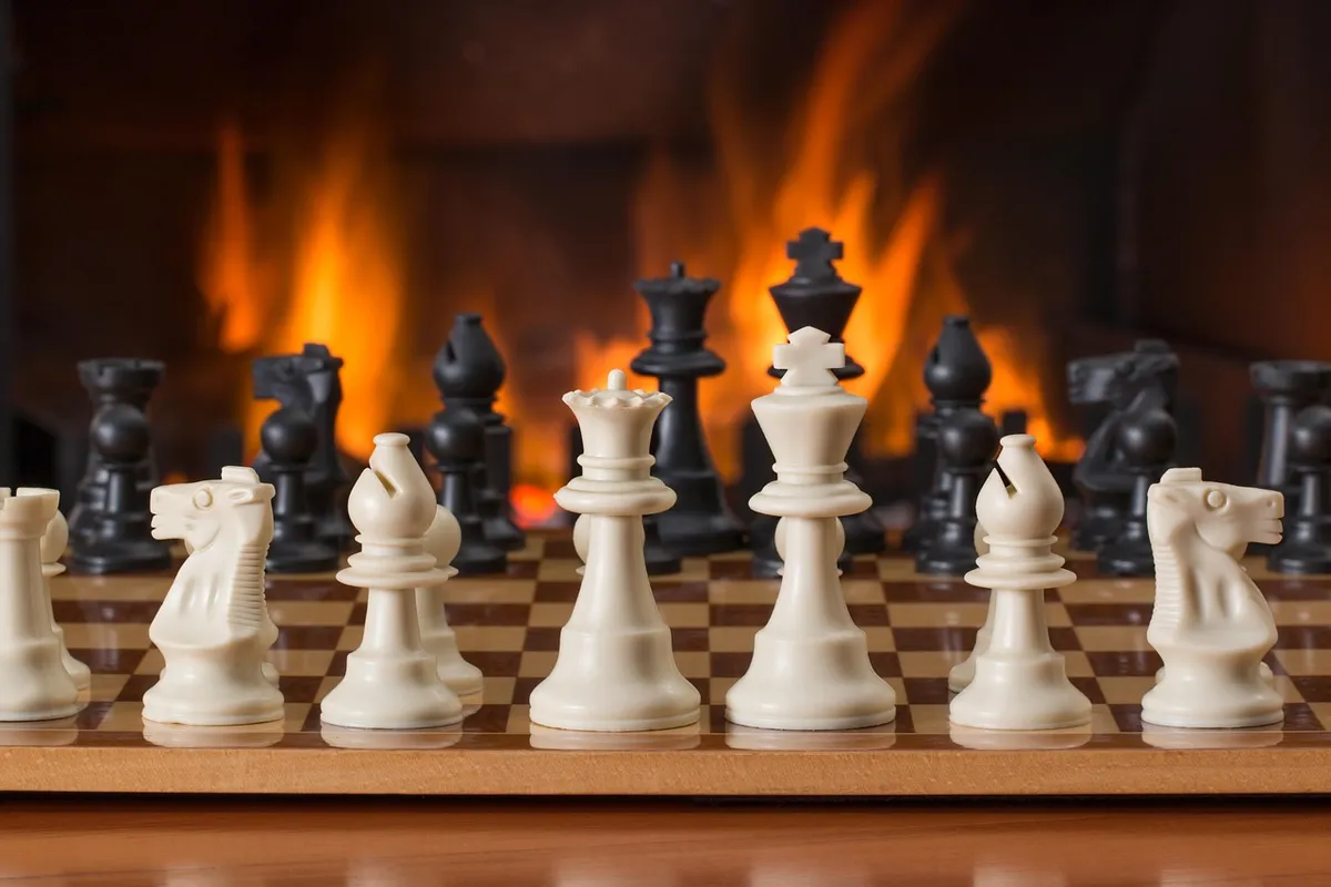 chess, board game, fireside, strategy, play, competition, leisure, game, board, piece, move, vintage, winner, log fire, winter, hearth, recreation, pawn, challe