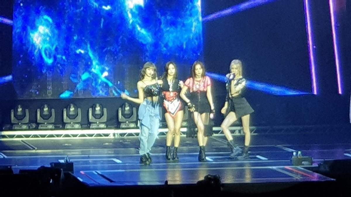 BLACKPINK成員與後起藝人共同創作音樂