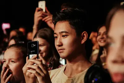 Conciertos globales K-POP: Cómo consolidar base de fans diversa