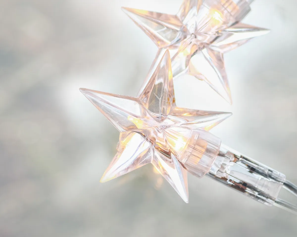 stars, lights, shining, decoration, fairy lights, sylvester, new year's day, shooting star, new year's eve, white, happy new year, new year, greeting, greeting