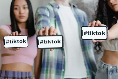 K-pop: Guía de los conceptos visuales que definen su estética